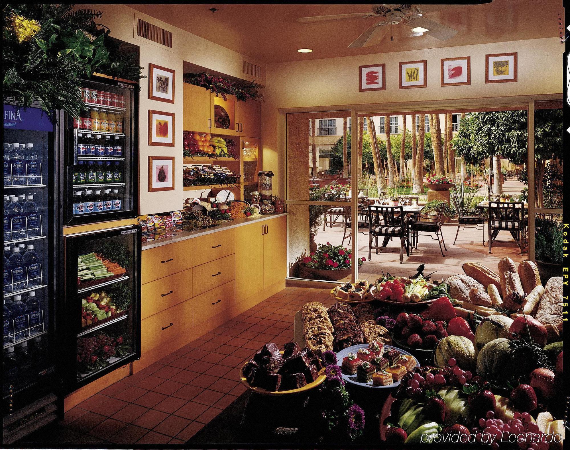 Tempe Mission Palms- Destination Fee Includes Parking Hotell Restaurang bild
