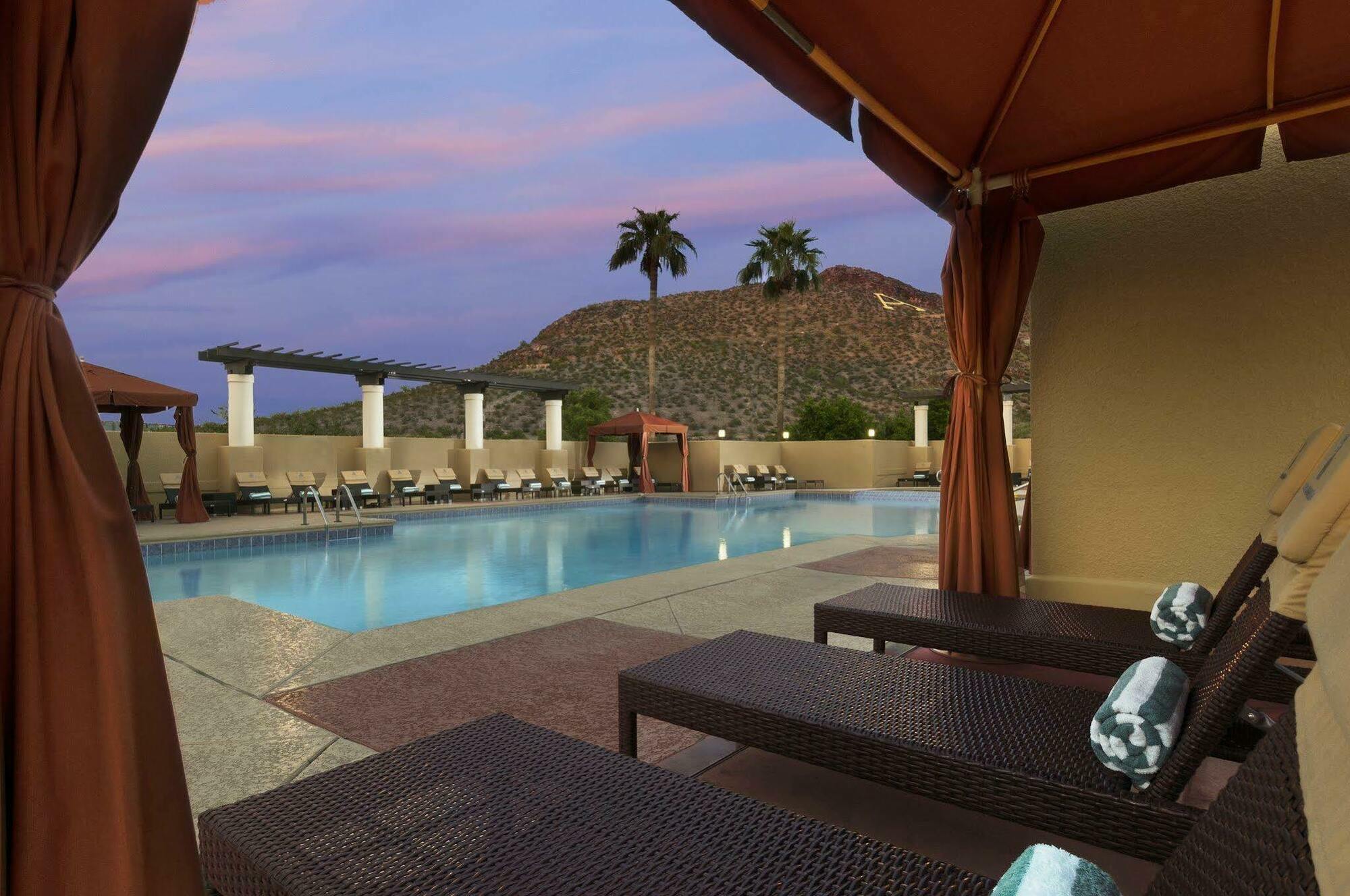 Tempe Mission Palms- Destination Fee Includes Parking Hotell Exteriör bild